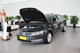 2013款大众迈腾1.8TSI