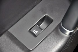 2013款大众迈腾1.8TSI