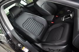 2013款大众迈腾1.8TSI