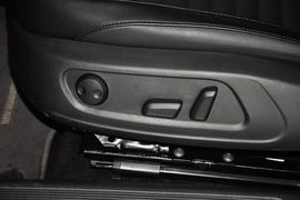 2013款大众迈腾1.8TSI