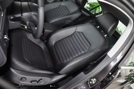 2013款大众迈腾1.8TSI