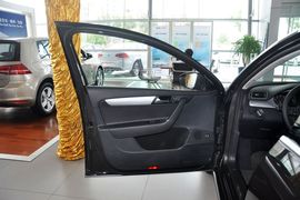 2013款大众迈腾1.8TSI