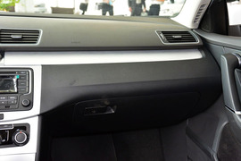 2013款大众迈腾1.8TSI