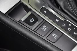 2013款大众迈腾1.8TSI