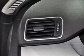 2013款大众迈腾1.8TSI