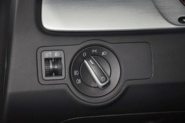 2013款大众迈腾1.8TSI