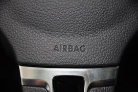 2013款大众迈腾1.8TSI