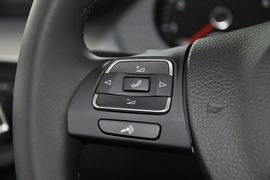 2013款大众迈腾1.8TSI