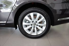 2013款大众迈腾1.8TSI