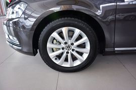 2013款大众迈腾1.8TSI