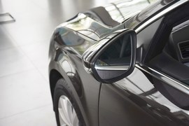 2013款大众迈腾1.8TSI