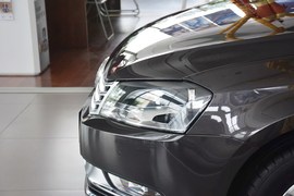 2013款大众迈腾1.8TSI