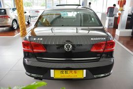 2013款大众迈腾1.8TSI