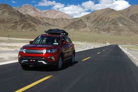 高原试驾长安CS75