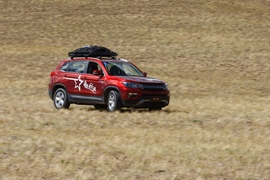 高原试驾长安CS75