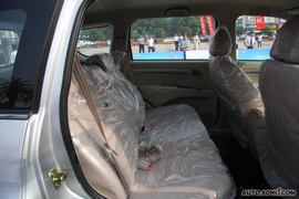 2009款陆风X8