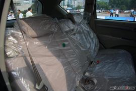 2009款陆风X8