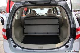 2009款陆风X8