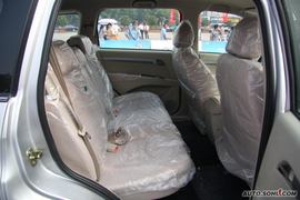 2009款陆风X8