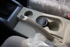 2009款陆风X8