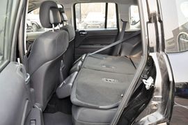 2014款Jeep指南者2.0L两驱进取版