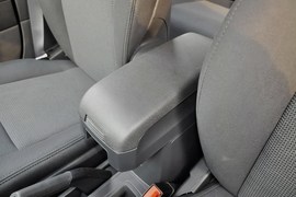 2014款Jeep指南者2.0L两驱进取版