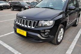 2014款Jeep指南者2.0L两驱进取版