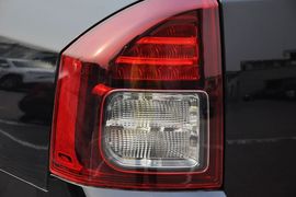 2014款Jeep指南者2.0L两驱进取版