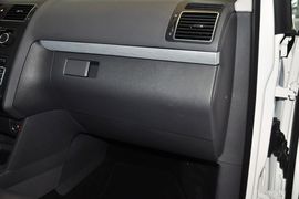 2015款大众途安1.4T自动30周年纪念版