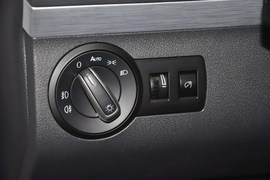2015款大众途安1.4T自动30周年纪念版