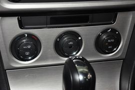 2015款大众朗逸1.4TSI