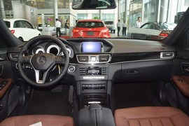 2015款奔驰E320L运动型