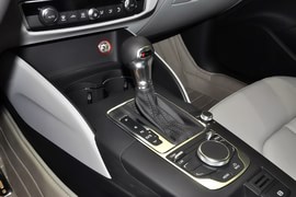 2014款奥迪A3两厢35TFSI舒适型