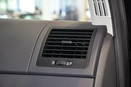 2012款大众迈特威2.0T豪华版