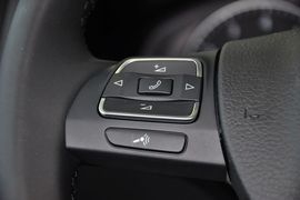 2012款大众迈特威2.0T豪华版