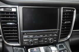 2014款保时捷Panamera