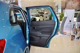 2014款三菱劲炫2.0L自动两驱超越版