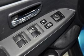 2014款三菱劲炫2.0L自动两驱超越版