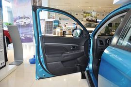 2014款三菱劲炫2.0L自动两驱超越版