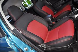 2014款三菱劲炫2.0L自动两驱超越版