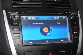 2014款三菱劲炫2.0L自动两驱超越版