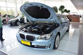 2013款宝马740Li混动