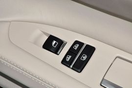 2013款宝马740Li混动