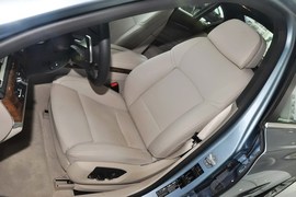 2013款宝马740Li混动