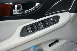 2015款红旗H7