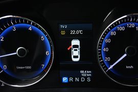 2015款红旗H7