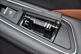 2015款红旗H7