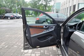 2015款红旗H7