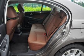 2015款红旗H7