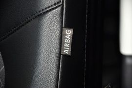 2015款大众全新桑塔纳1.6L自动舒适版